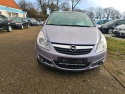 Violet Gebraucht 2007 Opel Corsa Limousine | 2.900 € (Etwas zu teuer)