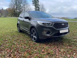 Grau Gebraucht 2019 Ford Kuga Vignale SUV | 22.200 € (Fairer Preis)