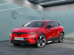 Rot Gebraucht 2023 Renault Mégane Equilibre Limousine | 31.788 € (Teuer)