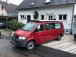 Rot Gebraucht 2008 VW T5 Van | 11.000 € (Teuer)
