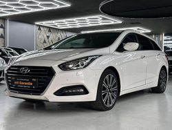 Weiß Gebraucht 2016 Hyundai i40 Limousine | 6.990 € (Fairer Preis)
