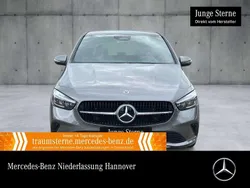 Mountain grau Gebraucht 2024 Mercedes B180 Progressive Van / Kleinbus | 29.990 € (Superpreis)