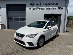 Weiß Gebraucht 2016 Seat Ibiza Style Limousine | 9.500 € (Teuer)