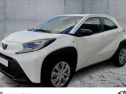 Weiß Gebraucht 2025 Toyota Aygo Business Edition Kleinwagen | 17.990 € (Fairer Preis)