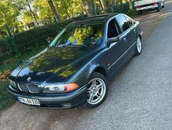 Blau Gebraucht 1997 BMW 520 Limousine | 6.900 € (Teuer)