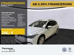 Weiß Gebraucht 2021 VW Golf VIII Life Kombi | 19.650 € (Fairer Preis)