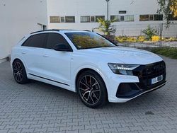 Weiß Gebraucht 2019 Audi Q8 S-Line SUV | 54.900 € (Etwas zu teuer)