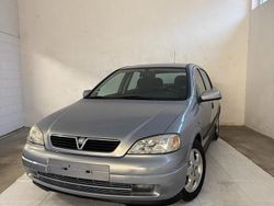 Silber Gebraucht 2001 Opel Astra Kleinwagen | 1.750 €