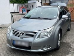 Grau Gebraucht 2011 Toyota Avensis Kombi | 3.950 € (Superpreis)