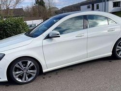Weiß Gebraucht 2015 Mercedes CLA200 Coupé | 13.900 € (Fairer Preis)