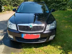 Schwarz Gebraucht 2012 Skoda Octavia GreenLine Kombi | 4.100 € (Fairer Preis)