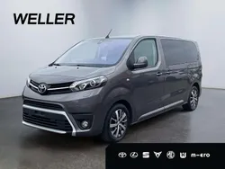 Grau Gebraucht 2025 Toyota Proace Verso Lounge Kombi | 54.890 €