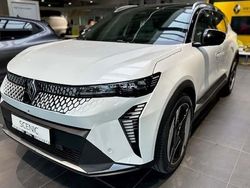 Weiß Gebraucht 2024 Renault Scénic Iconic Van / Kleinbus | 40.990 € (Guter Preis)