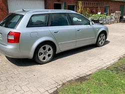 Silber Gebraucht 2004 Audi A4 Kombi | 1.000 € (Guter Preis)
