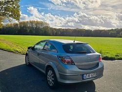 Grau Gebraucht 2009 Opel Astra GTC Coupé | 1.600 € (Guter Preis)