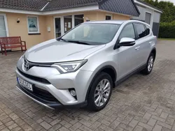 Silber Gebraucht 2016 Toyota RAV4 SUV | 17.900 € (Fairer Preis)