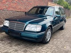 Grün Gebraucht 1998 Mercedes E280 Kombi | 7.999 € (Etwas zu teuer)