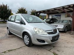 Silber Gebraucht 2008 Opel Zafira Cosmo Van / Kleinbus | 5.999 €