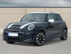 Blau Gebraucht 2023 Mini Cooper SE Kleinwagen | 23.890 € (Etwas zu teuer)