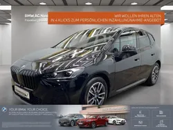 Schwarz Gebraucht 2024 BMW 218 Active Tourer Luxury Line Van / Kleinbus | 32.830 € (Superpreis)