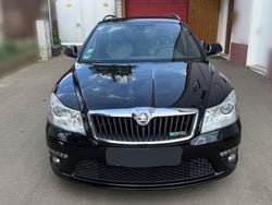 Schwarz Gebraucht 2010 Skoda Octavia RS Kombi | 5.500 € (Superpreis)