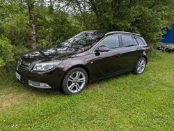 Braun Gebraucht 2013 Opel Insignia Active Kombi | 5.700 € (Guter Preis)