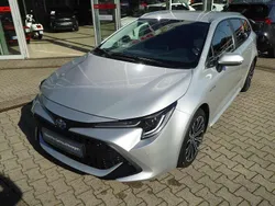 Platinsilber Gebraucht 2022 Toyota Corolla Team Kombi | 21.990 € (Fairer Preis)