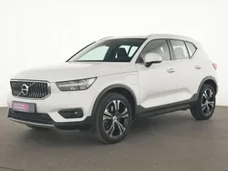 Weiss Gebraucht 2020 Volvo XC40 Inscription SUV | 27.211 € (Guter Preis)