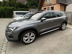 Grau Gebraucht 2023 Seat Ateca Xperience SUV | 29.899 € (Etwas zu teuer)