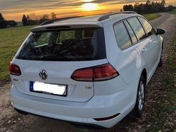 Weiß Gebraucht 2018 VW Golf VII Kombi | 12.200 € (Fairer Preis)