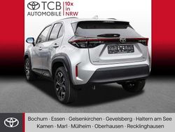 Silver metallic Neu 2025 Toyota Yaris Kleinwagen | 32.930 € (Teuer)