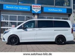 Weiß Gebraucht 2019 Mercedes V300 AMG line Van / Kleinbus | 44.880 € (Guter Preis)