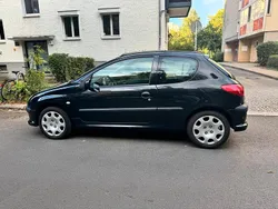Schwarz Gebraucht 2002 Peugeot 206 Coupé | 990 € (Guter Preis)