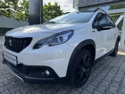 Weiß Gebraucht 2019 Peugeot 2008 Allure SUV | 14.890 € (Fairer Preis)