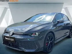 Grau Neu 2025 VW Golf VIII GTI Limousine | 48.980 € (Etwas zu teuer)