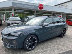 Grau Neu 2025 Cupra Leon Limousine | 29.980 € (Superpreis)