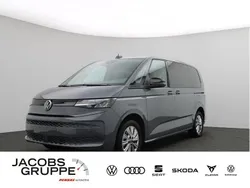 Grau Gebraucht 2024 VW T7 Van | 45.470 €