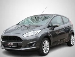 Grau Gebraucht 2017 Ford Fiesta Celebration Kleinwagen | 6.980 € (Guter Preis)