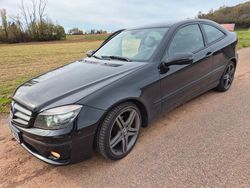 Schwarz Gebraucht 2009 Mercedes CLC200 Kleinwagen | 5.500 € (Fairer Preis)