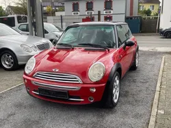 Rot Gebraucht 2005 Mini ONE Kleinwagen | 2.990 € (Etwas zu teuer)