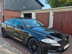 Schwarz Gebraucht 2012 Jaguar XJ Portfolio Limousine | 15.980 €