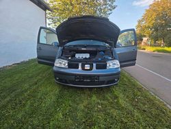 Grau Gebraucht 2010 Seat Alhambra Sport Van / Kleinbus | 4.600 € (Etwas zu teuer)