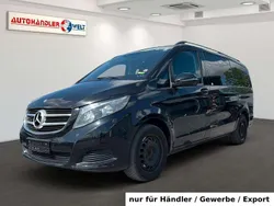 Schwarz Gebraucht 2017 Mercedes V220 Van / Kleinbus | 18.699 € (Superpreis)