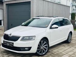 Weiß Gebraucht 2014 Skoda Octavia LAURIN & KLEMENT Limousine | 11.999 € (Teuer)