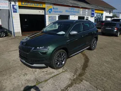 Grün Gebraucht 2019 Skoda Karoq Scout 4x4 SUV | 17.695 € (Fairer Preis)