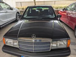 Schwarz Gebraucht 1993 Mercedes 190 Limousine | 13.800 €