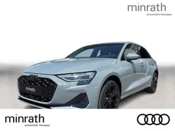 Grau Neu 2025 Audi A3 Sportback Advanced Limousine | 39.380 € (Fairer Preis)
