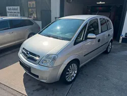 Silber Gebraucht 2004 Opel Meriva Van / Kleinbus | 1.500 € (Guter Preis)