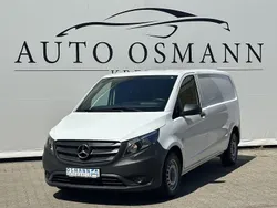 Bergkristallweiã metallic Gebraucht 2021 Mercedes Vito Van / Kleinbus | 19.950 €