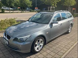 Grau Gebraucht 2007 BMW 530 Kombi | 3.950 € (Superpreis)